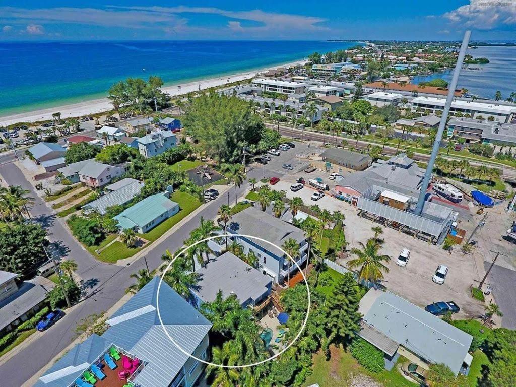Beach Getaway Pool Condo Between The Island Marina And Beach เบรเดนทันบีช ภายนอก รูปภาพ
